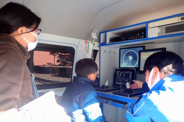 カメラ車の内部